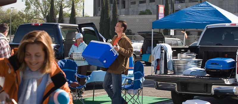 People having fun at a tailgate